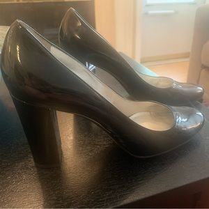 Via Spiga patent leather block heel pumps.  Size 9 1/2. Some wear on bottoms